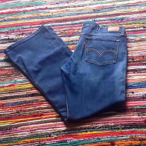 Levi's 518 Superlow Flared Jeans- #1647 - Picture 10 of 16